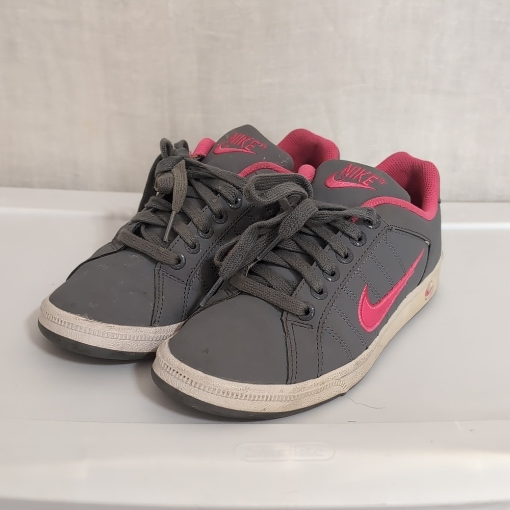 Nike Women's Court Tradition II Gray Pink Lace-Up Sneaker Size 7.5 - Picture 2 of 7